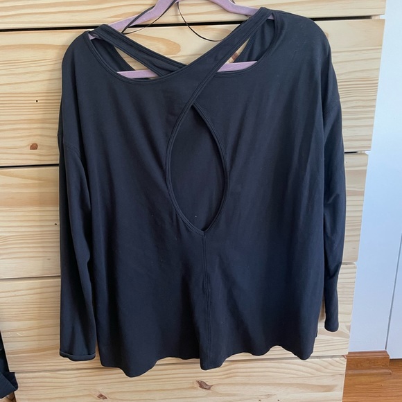 Lululemon cross back longsleeve - Picture 2 of 3